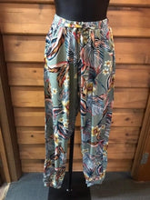 Load image into Gallery viewer, CHIC LADY Casual Pants - Green/Multi
