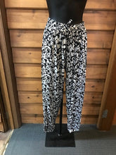 Load image into Gallery viewer, CLARA KAY Relaxed Pant - Black/White
