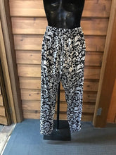 Load image into Gallery viewer, CLARA KAY Relaxed Pant - Black/White
