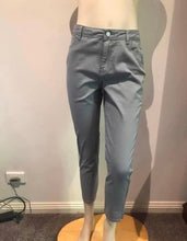 Load image into Gallery viewer, JUMP Cropped 7/8 Jeans - Sage
