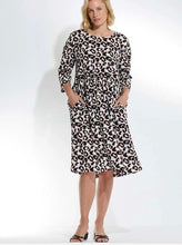 Load image into Gallery viewer, MARCO POLO 3/4 Sleeve Animal Dress
