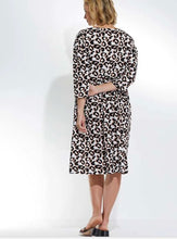 Load image into Gallery viewer, MARCO POLO 3/4 Sleeve Animal Dress
