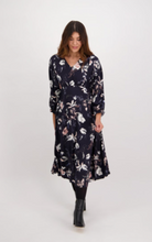 Load image into Gallery viewer, VASSALLI Long Sleeve V-Neck Batwing Dress - Silhouette print
